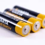 what type of battery do binoculars need